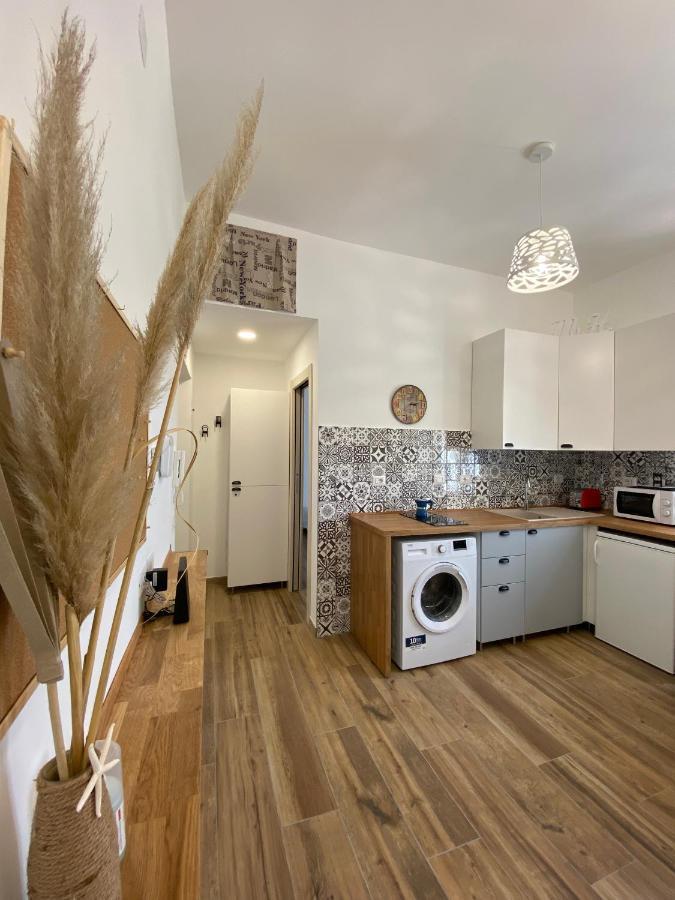 Menasihome Roma Exterior foto